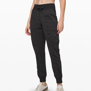Lululemon Dance Studio Jogger size 6 Black